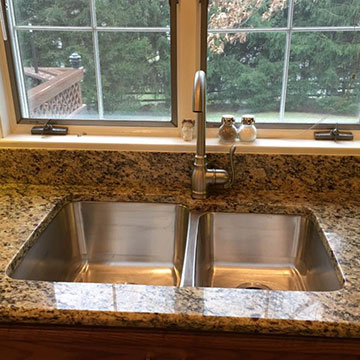 With any kitchen remodel, we offer 50/50 large single and small single bowl sinks in oval or rectangle, large or small, in white or bone color plus many additional options!